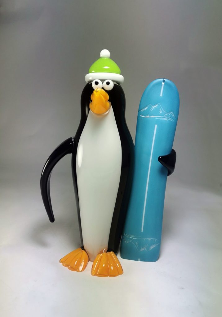 Pingouin_snowboarder_bleu