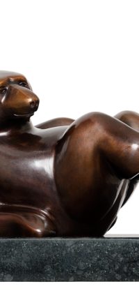 Bronzen beeld van kunstenaar Frans van Straaten.
Bronze sculpture by Frans van Straaten.